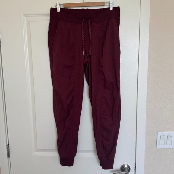 Lulu Lemon Dance Studio Mid-Rise Jogger - Picture 1 of 6